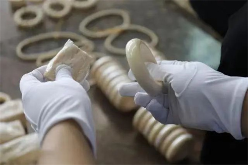 7c136b6fb7b170478f43936f8d6aae53.jpg 4.jpg