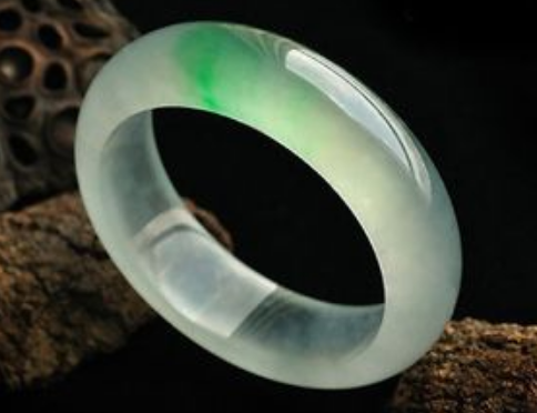 【进口案例】进口美国翡翠广州机场报关清关流程 【进口案例】进口美国翡翠广州机场报关清关流程