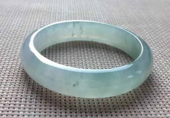 【进口案例】进口美国翡翠镯子广州报关清关流程 【进口案例】进口美国翡翠镯子广州报关清关流程