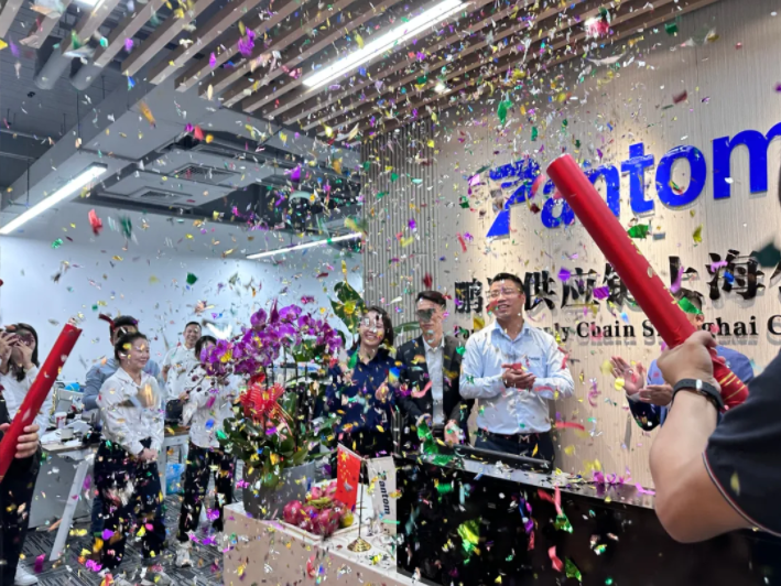 7d37eee52798358b5713560538888300.jpg 上海图片.jpg