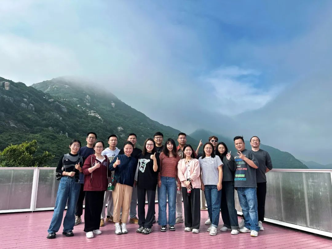 fe9b71547f2b30bf85cf0e18e5ada6b2.jpg 上海图片2.jpg