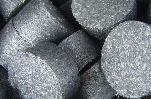 f8d87139900b36050e2b751d5c5342b5.jpg 再生铝原材料.jpg