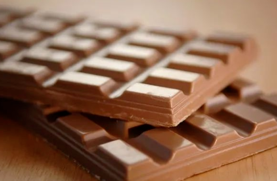 e0eccc7d7e6d23fde93923ed8e18fdaf.png 巧克力封面.png