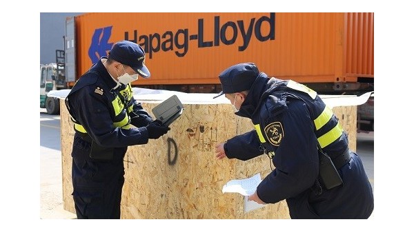 [转载]32台意大利新生产线进口设备快速验放